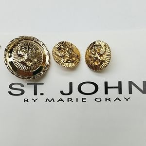 NEW St. John buttons gold
